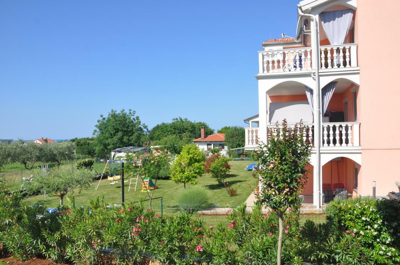 Apartments Rosa Umag Zewnętrze zdjęcie