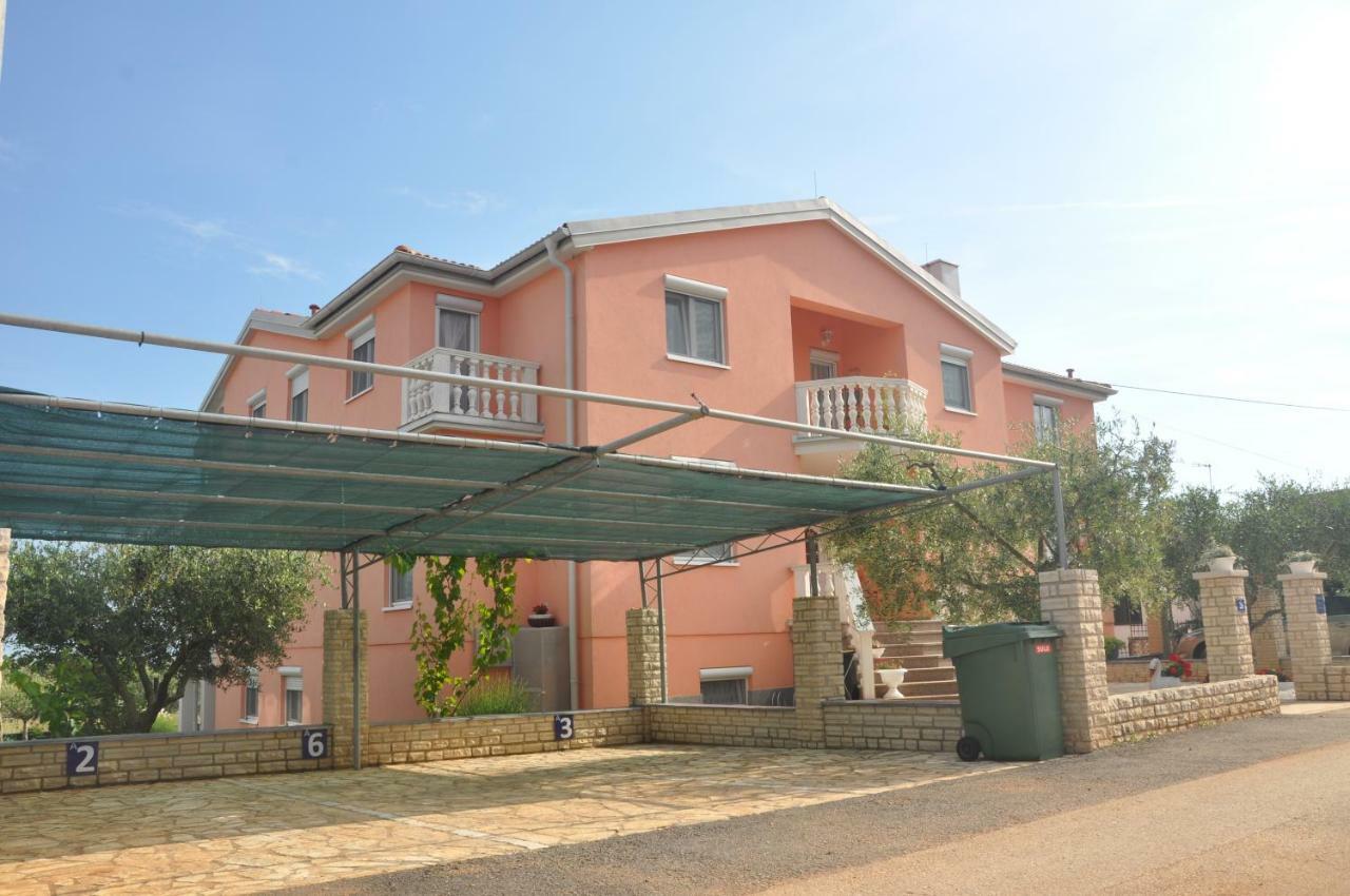 Apartments Rosa Umag Zewnętrze zdjęcie